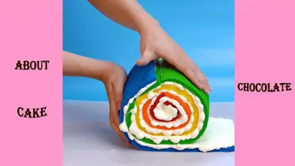 طرز تهیه کیک رنگین کمان رولی در یک نگاه