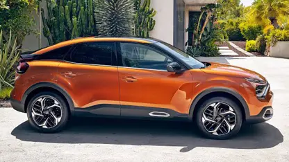 آشنایی با خودرو سیتروئن c4 مدل 2021