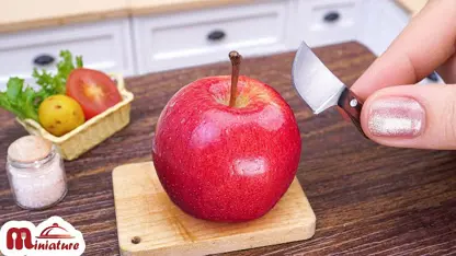آشپزی مینیاتوری - تهیه سیب سرخ شده برای سرگرمی