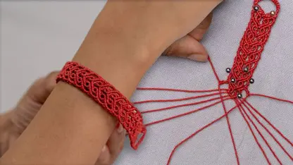 آموزش گلدوزی - دستبند قلب دست ساز در یک نگاه
