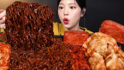 فود اسمر بوکی - مرغ آتشی و قارچ برای سرگرمی