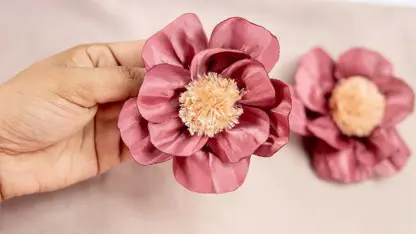 آموزش گلدوزی با دست - گل های زیبا و فابریک در یک نگاه