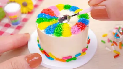 ترفند آشپزی مینیاتوری کیک - تزیین کیک رنگارنگ