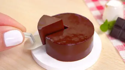 ترفند آشپزی مینیاتوری کیک - نرم ترین دستور کیک شکلاتی