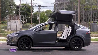 بررسی ویدیویی خودرو Tesla Model X منتشر شد!