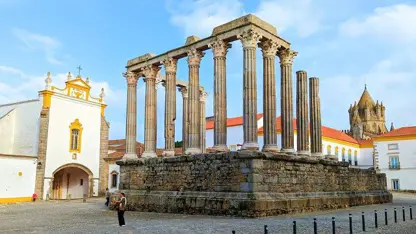 کلیپ گردشگری - مرکز تاریخی اورا، پرتغال با کیفیت 4k