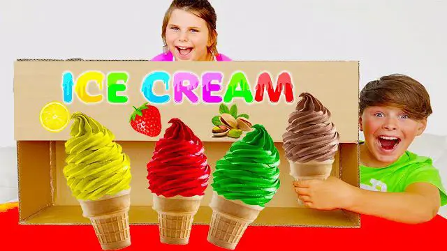 آدریانا این داستان بستنی چهار رنگ