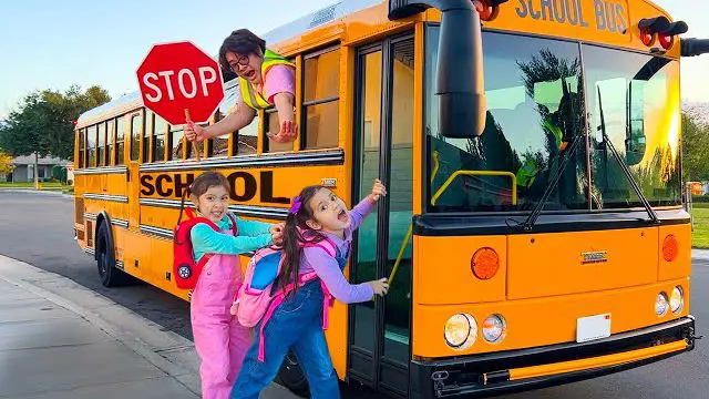 داستان قوانین اتوبوس مدرسه