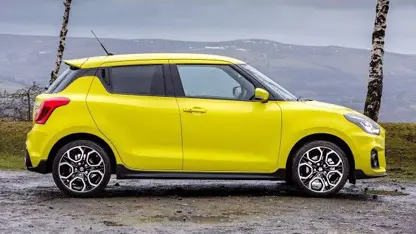 نقد و بررسی ویدیویی خودرو جدید Suzuki Swift 2019