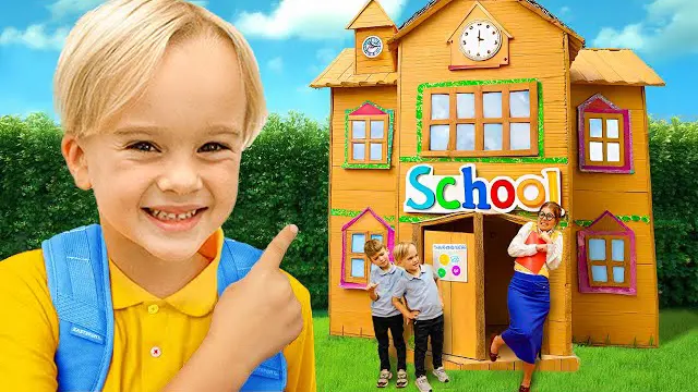 نیکیتا این داستان مدرسه مقوایی با کریس