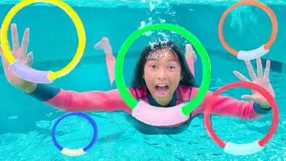 سرگرمی های کودکانه این داستان - شنا کردن در استخر