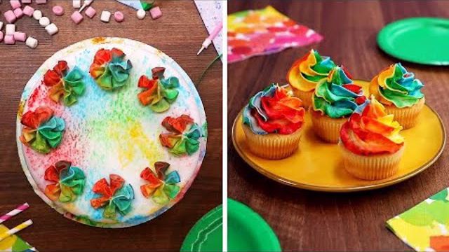 17 روش رنگارنگ برای تزیین کیک خانگی