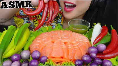 فود اسمر - کیک ساشیمی سالمون و سبزیجات با ساس اسمر