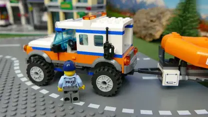 ماشین بازی کودکان با داستان - ماشین پلیس آزمایشی لگو