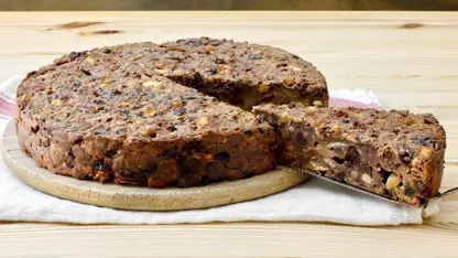آموزش آشپزی - تهیه کیک نان با شکلات در یک نگاه