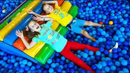 برنامه کودک پرنسس سوفیا این داستان - سرگرم بازی با توپ های رنگی