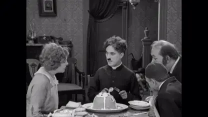 کلیپ خنده دار چارلی چاپلین با داستان "خوردن کیک"