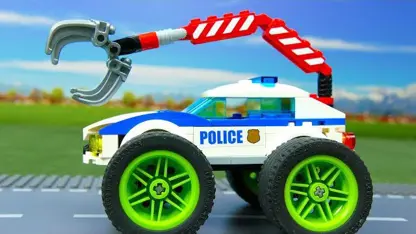 بازی کودکان با داستان ماشین پلیس مجهز
