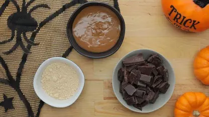 اموزش و طرز تهیه دسر های شکلاتی خوشمزه با کره بادام زمینی!