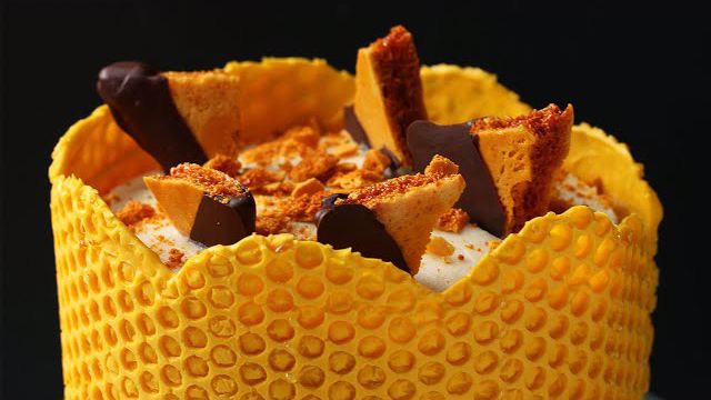 اموزش درست کردن کیک لانه زنبوری در یک ویدیو