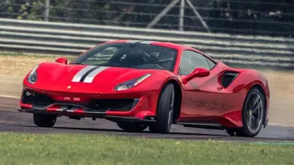 بررسی ویدیویی خودرو Ferrari 488 Pista