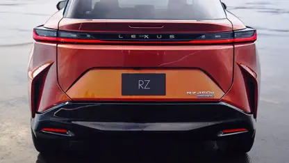 معرفی ویدیویی خودرو لکسوس rz 450e مدل 2023