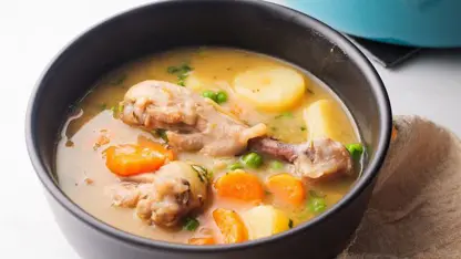 طرز تهیه خورشت مرغ خوشمزه در یک ویدیو
