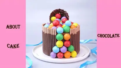 طرز تهیه توپ شکلاتی رنگین کمانی در یک ویدیو